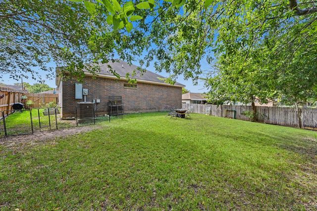 13262 Lake Breeze Lane, Willis, TX 77318