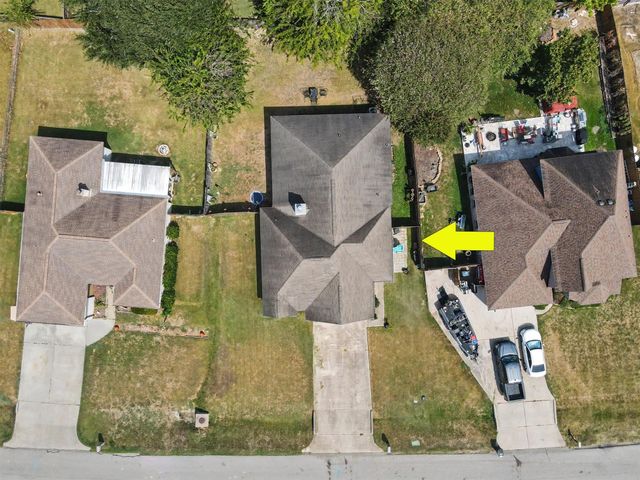 13262 Lake Breeze Lane, Willis, TX 77318
