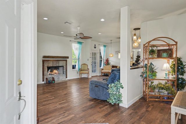 13262 Lake Breeze Lane, Willis, TX 77318