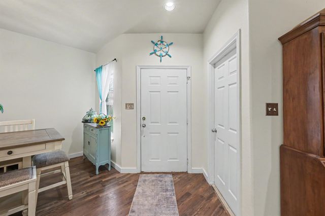 13262 Lake Breeze Lane, Willis, TX 77318