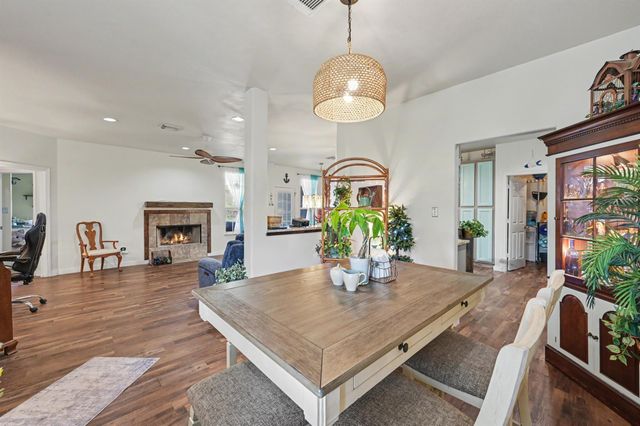 13262 Lake Breeze Lane, Willis, TX 77318
