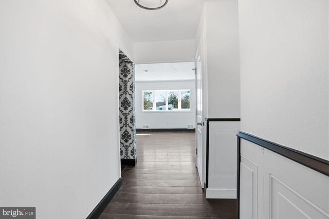 13 HICKORY DR, Ewing Twp, NJ 08618