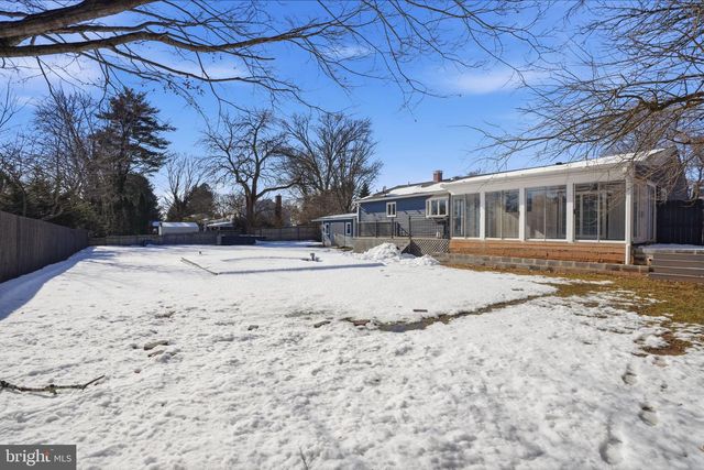 13 HICKORY DR, Ewing Twp, NJ 08618