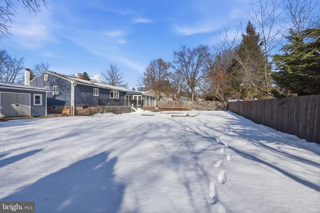 13 HICKORY DR, Ewing Twp, NJ 08618