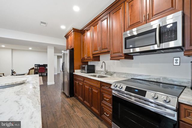 11502 ROBIN WOODS CIR, Spotsylvania, VA 22551