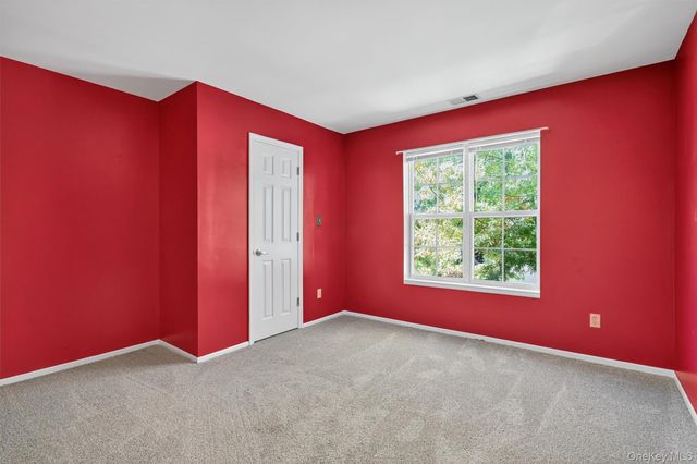 307 Gazebo Court, New Windsor, NY 12553