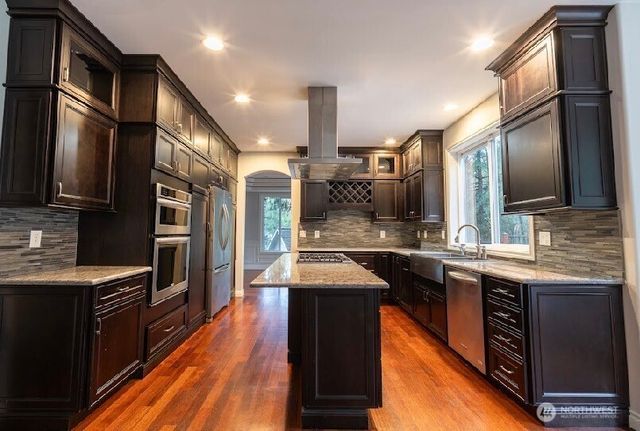 11932 6th Avenue NE, Tulalip, WA 98271