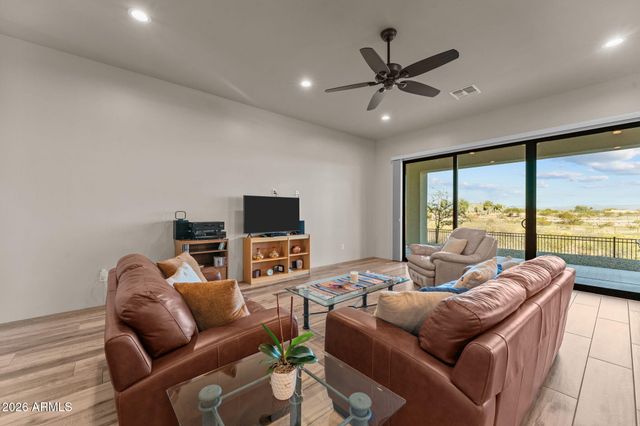 22050 W El Grande Trail, Wickenburg, AZ 85390