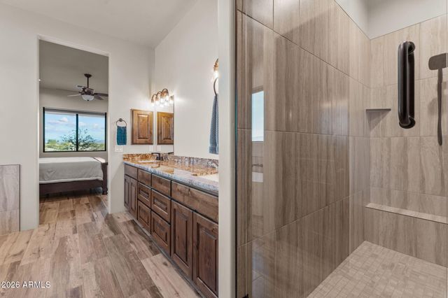 22050 W El Grande Trail, Wickenburg, AZ 85390