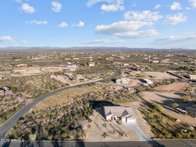 22050 W El Grande Trail, Wickenburg, AZ 85390