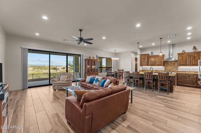 22050 W El Grande Trail, Wickenburg, AZ 85390