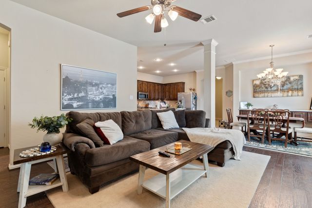 2844 Lacompte Drive, Dallas, TX 75227