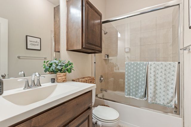 2844 Lacompte Drive, Dallas, TX 75227