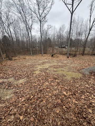 54 Shetland Cir, Camden, TN 38320