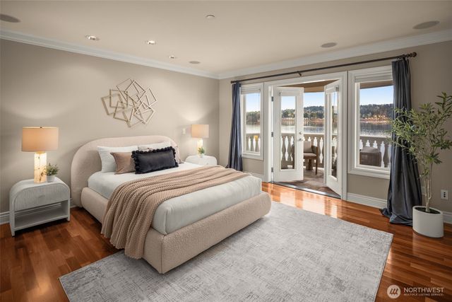 17765 Beach Drive NE, Lake Forest Park, WA 98155