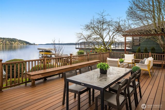 17765 Beach Drive NE, Lake Forest Park, WA 98155