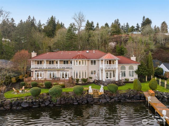 17765 Beach Drive NE, Lake Forest Park, WA 98155