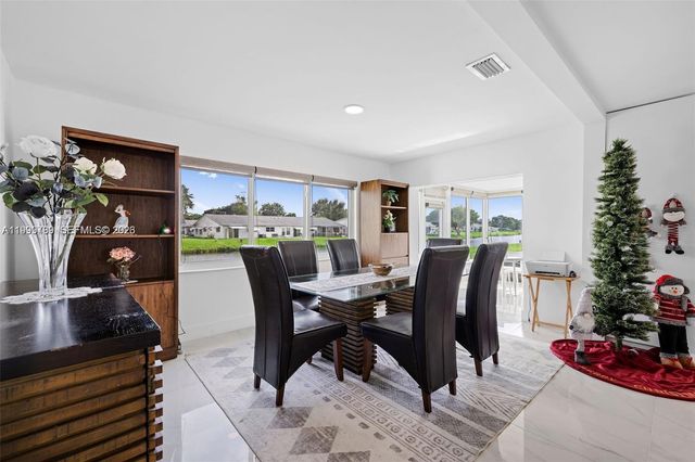 1086 NW 88th Way, Plantation, FL 33322