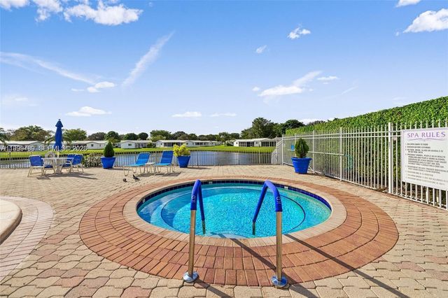 1086 NW 88th Way, Plantation, FL 33322