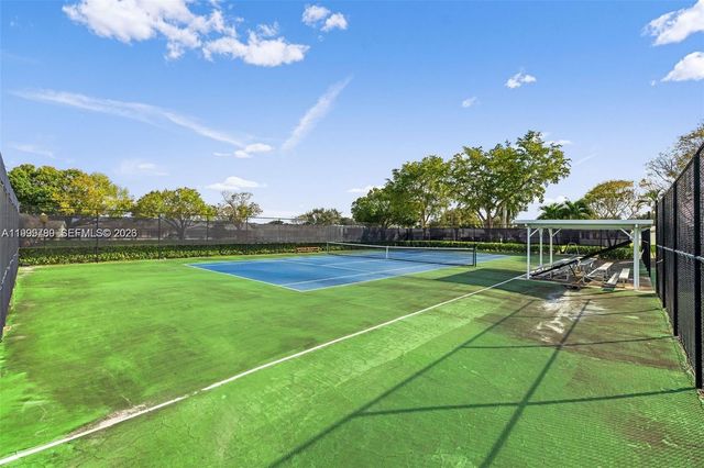 1086 NW 88th Way, Plantation, FL 33322