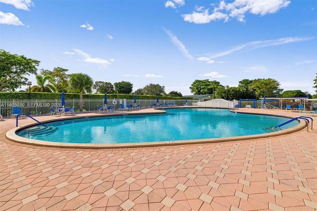 1086 NW 88th Way, Plantation, FL 33322