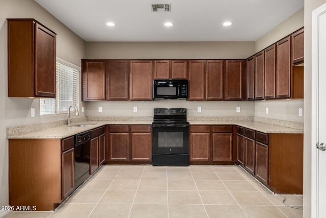 506 W HONEY LOCUST Avenue, Queen Creek, AZ 85140