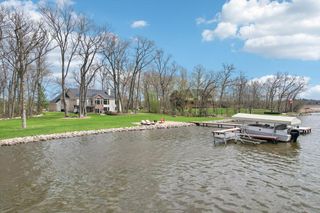 29033 War Bonnet LANE, Waterford, WI 53185