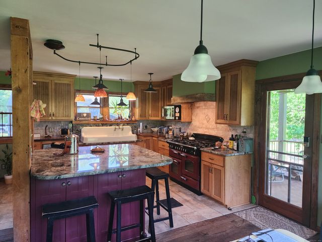 310 South Bigelow Road, Hampton, CT 06247