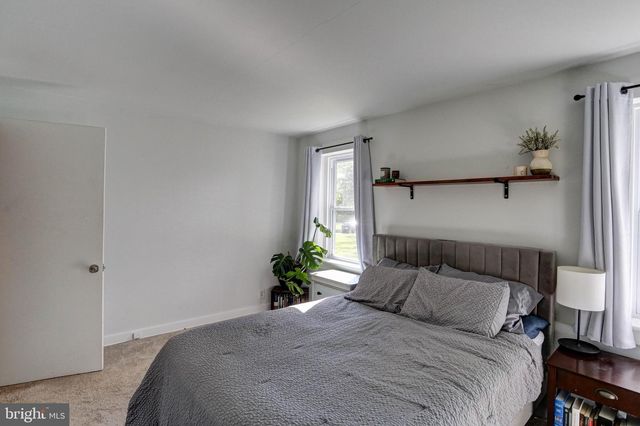 895 CRESSMAN RD, Harleysville, PA 19438