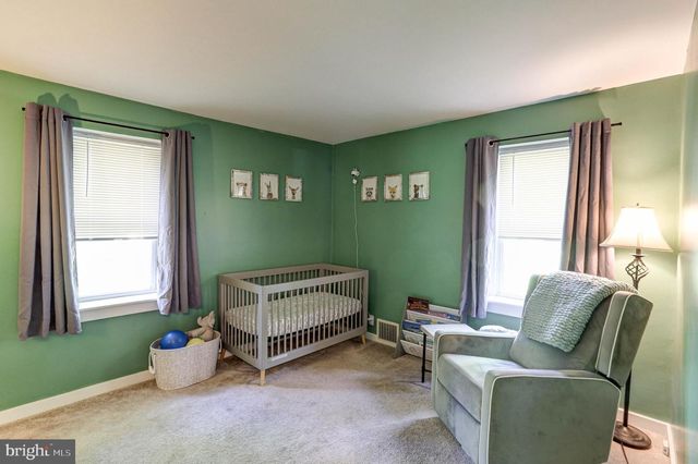 895 CRESSMAN RD, Harleysville, PA 19438