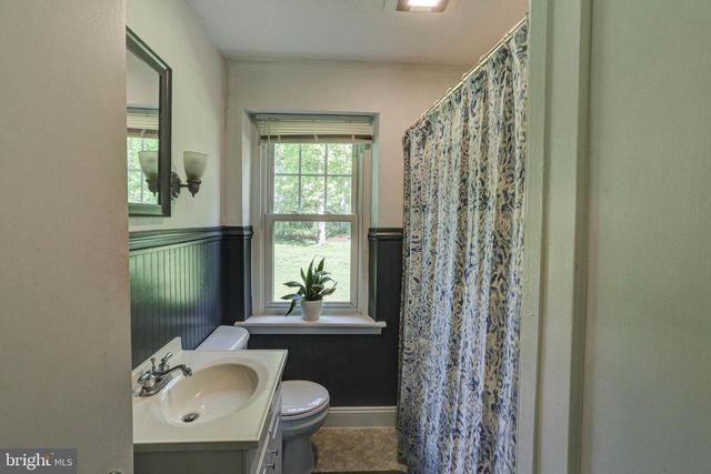895 CRESSMAN RD, Harleysville, PA 19438