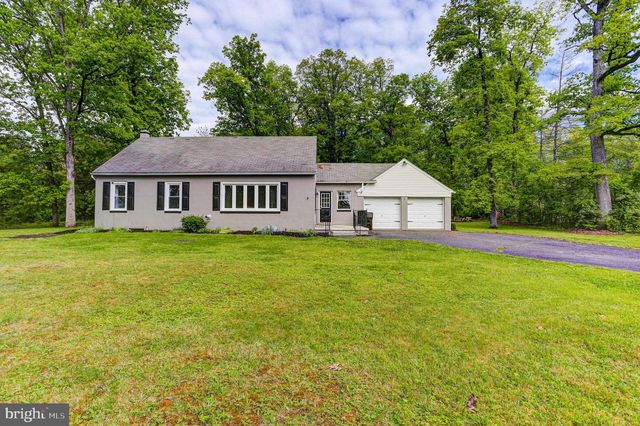 895 CRESSMAN RD, Harleysville, PA 19438