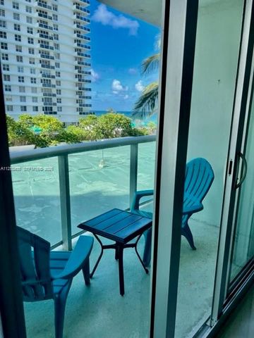 3801 S Ocean Drive 3C, Hollywood, FL 33019