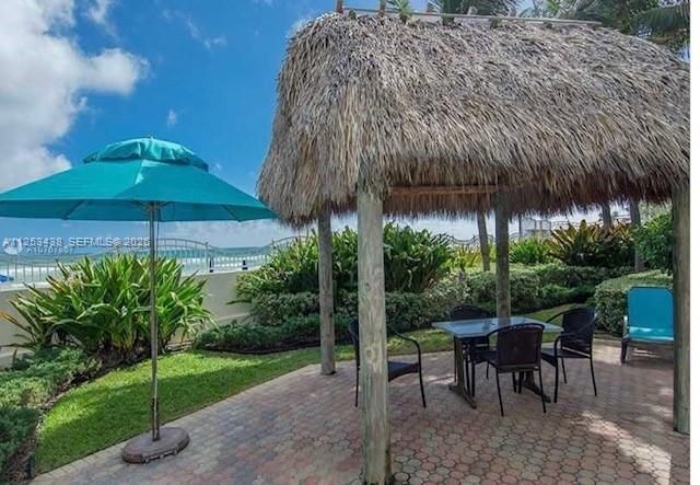 3801 S Ocean Drive 3C, Hollywood, FL 33019