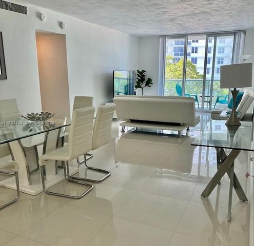 3801 S Ocean Drive 3C, Hollywood, FL 33019