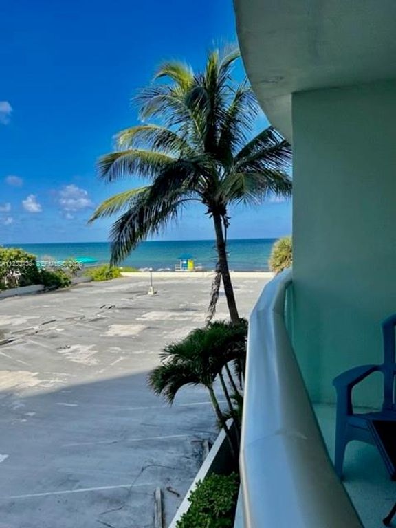 3801 S Ocean Drive 3C, Hollywood, FL 33019