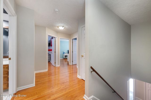 10212 Stone School Rd, Prospect, KY 40059