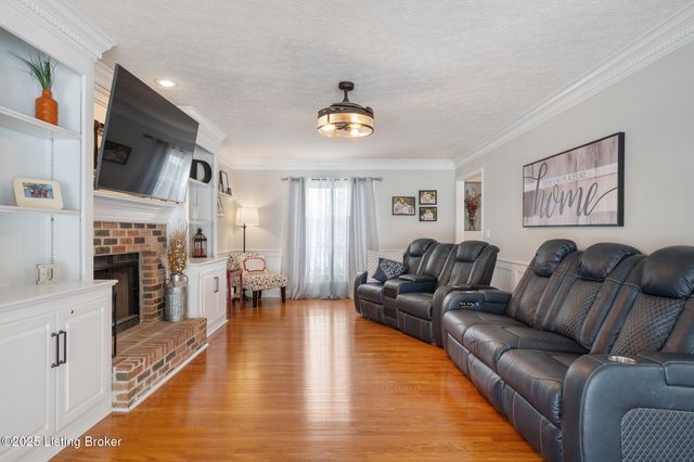 10212 Stone School Rd, Prospect, KY 40059