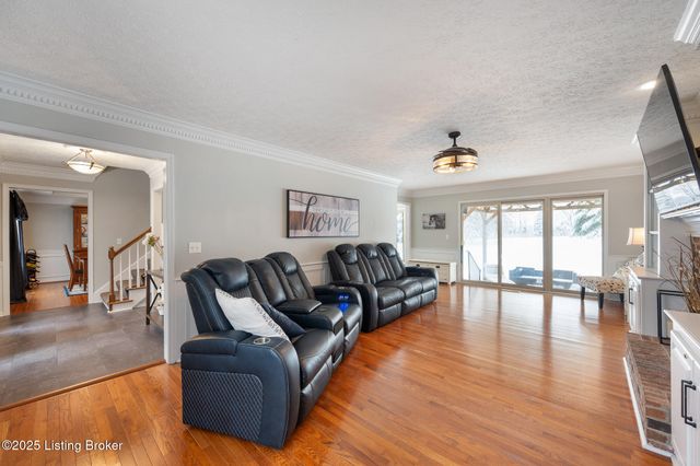 10212 Stone School Rd, Prospect, KY 40059