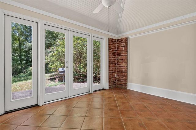 6858 Brandon Mill Road NW, Sandy Springs, GA 30328