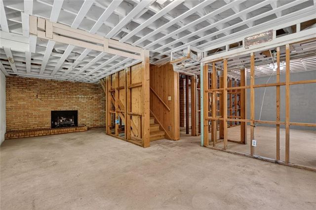 6858 Brandon Mill Road NW, Sandy Springs, GA 30328