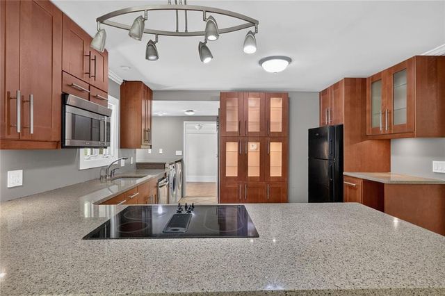 6858 Brandon Mill Road NW, Sandy Springs, GA 30328