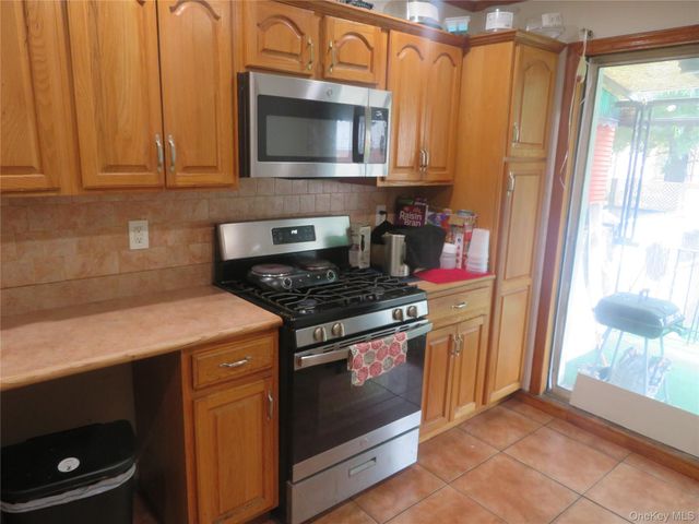5714 Avenue L, Brooklyn, NY 11234