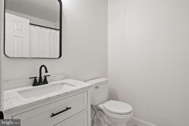 608 ASCOT CT, North Wales, PA 19454