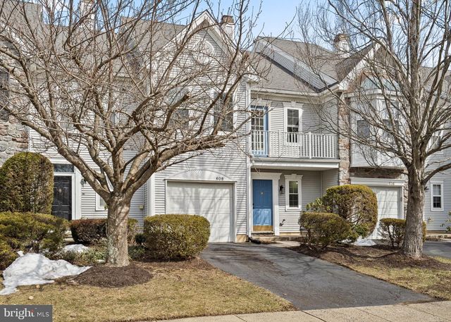 608 ASCOT CT, North Wales, PA 19454