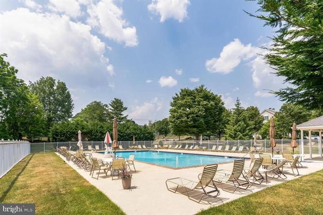 608 ASCOT CT, North Wales, PA 19454