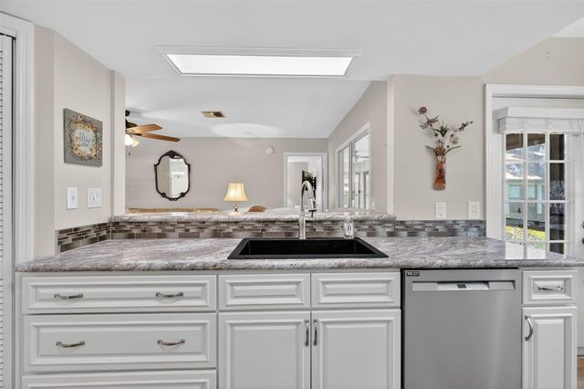 1766 N ENSIGN POINT, Crystal River, FL 34429
