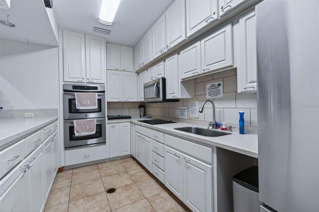 1766 N ENSIGN POINT, Crystal River, FL 34429