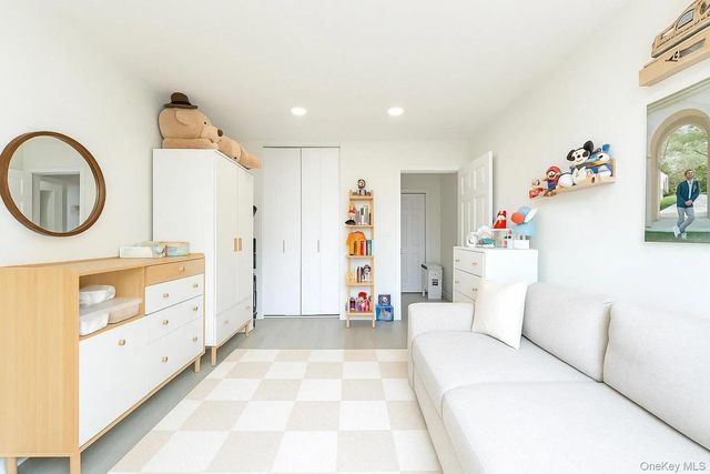 15115 84th Street 3M, Howard Beach, NY 11414