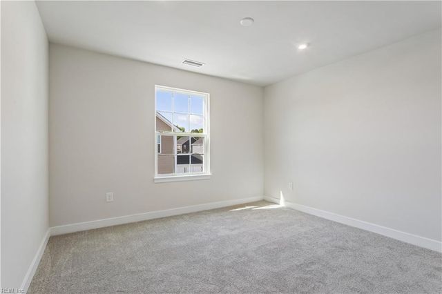 1504 Charlie ST, Chesapeake, VA 23322